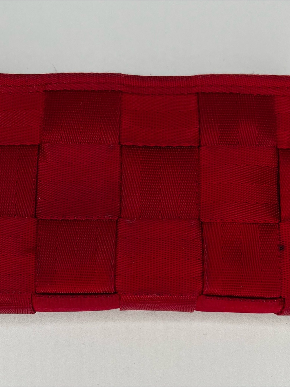 HARVEY'S Seatbelt Classic Red Wallet Clutch Bag  7.5 x 4" 11 Compartments